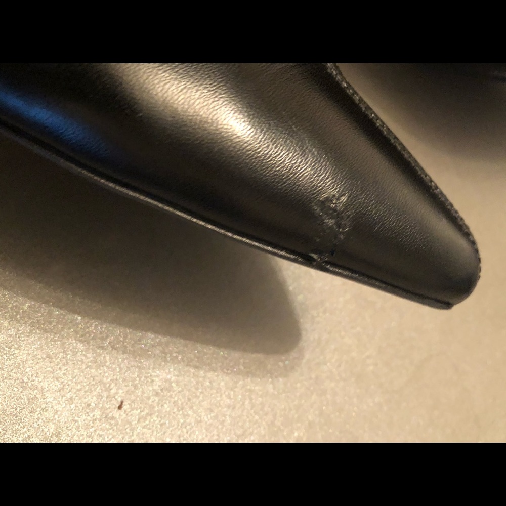 PRADA - Picture 9 of 16